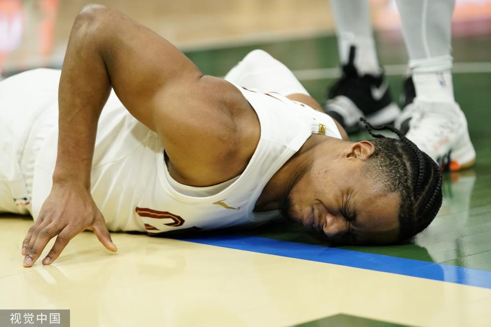 某次边后卫 某次边后卫