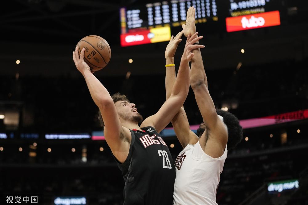 占据重要地 占据重要地