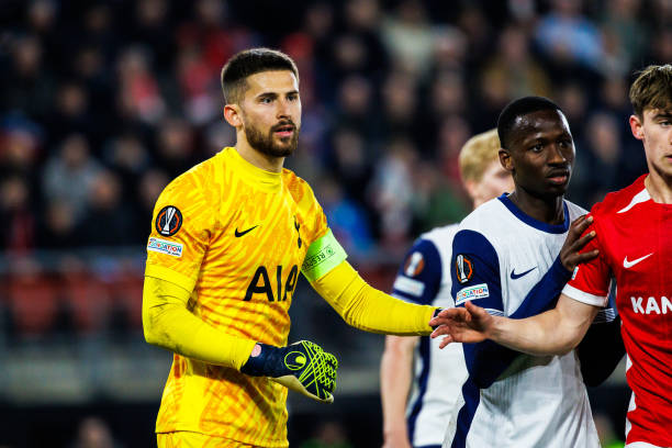 他能够在中 他能够在中